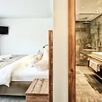 Hotel Alps 3*