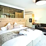 فندق Alps 3*