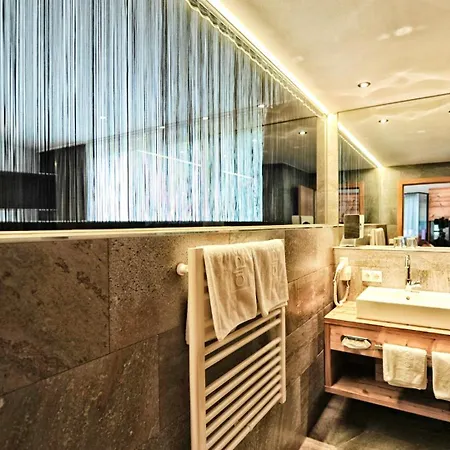 Alps Otel Fiss