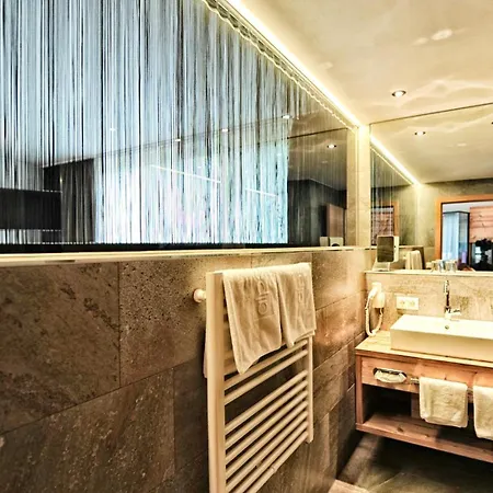 Alps Otel