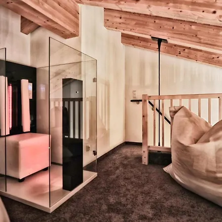 Alps Hotel 3*